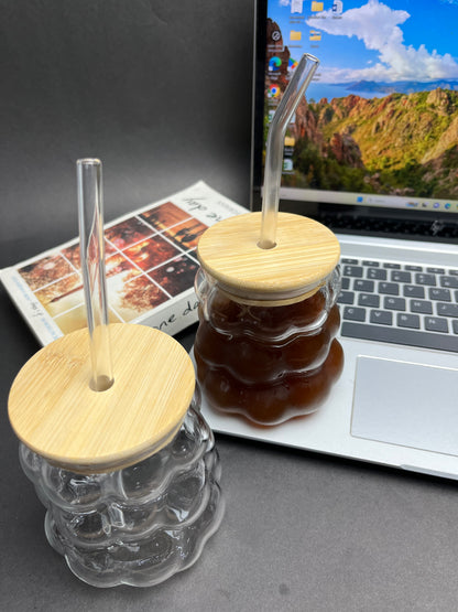 Aesthetic Ribbed Glass Tumbler with Straw & Bamboo Lid – Iced Coffee, Latte, Juice & Tea Sipper