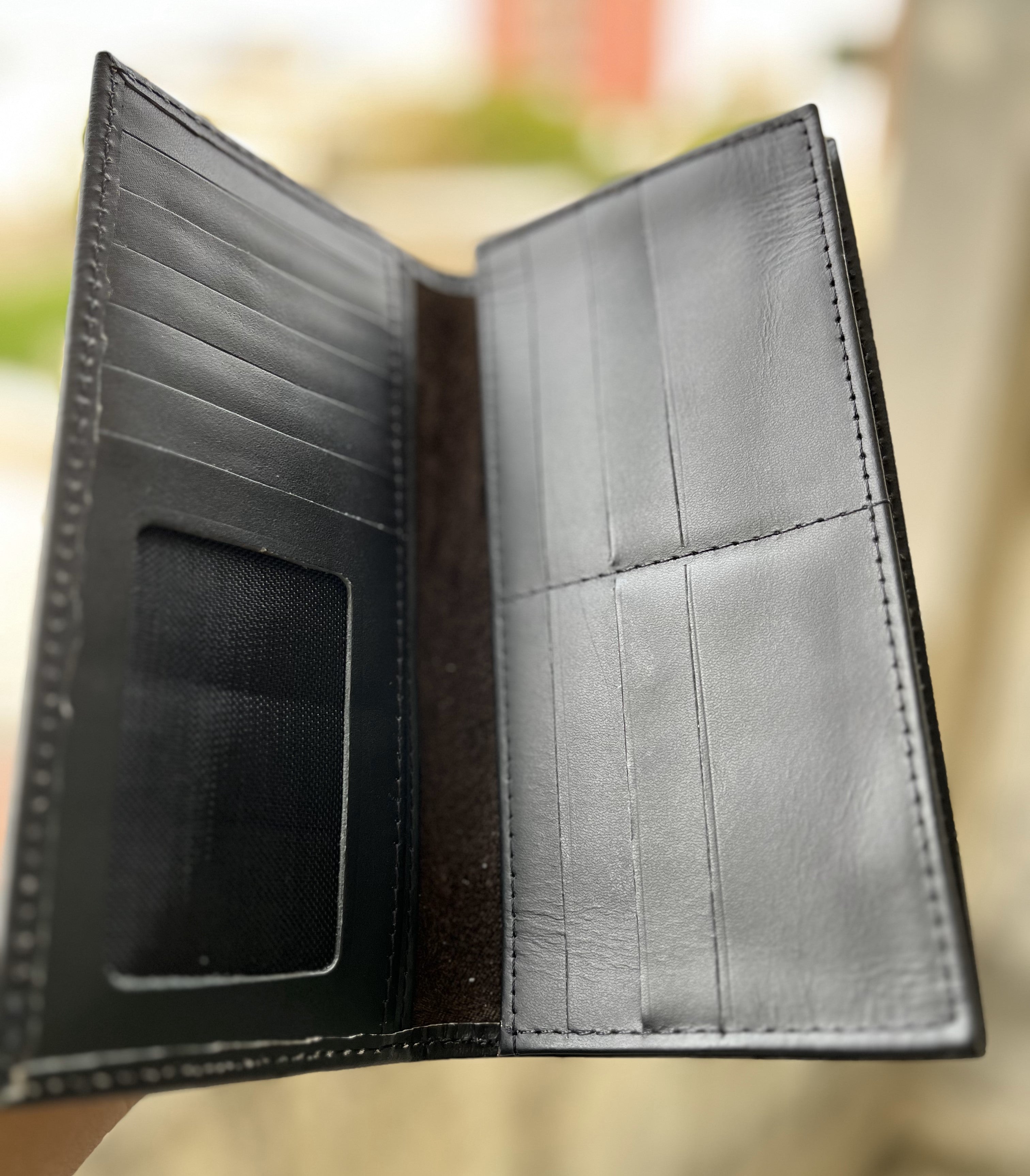 Slim Leather Long Wallet – Unisex Money & Card Holder with Elegant Design